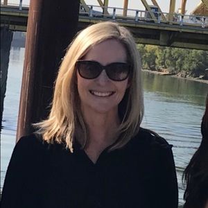 Meet your Posher, Kim